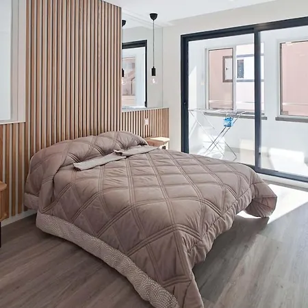 Holiday Beach Апартаменты Машику