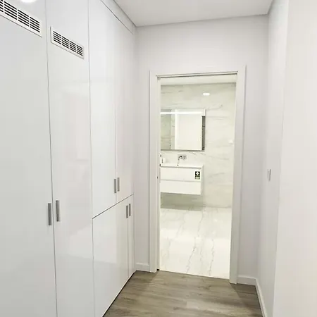 Апартаменты Holiday Beach