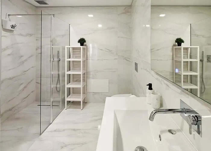 Holiday Beach شقة *