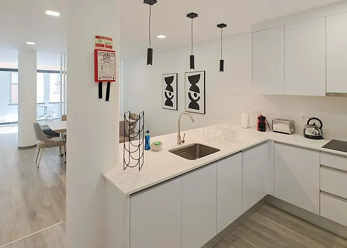 Holiday Beach * ماتشيكو